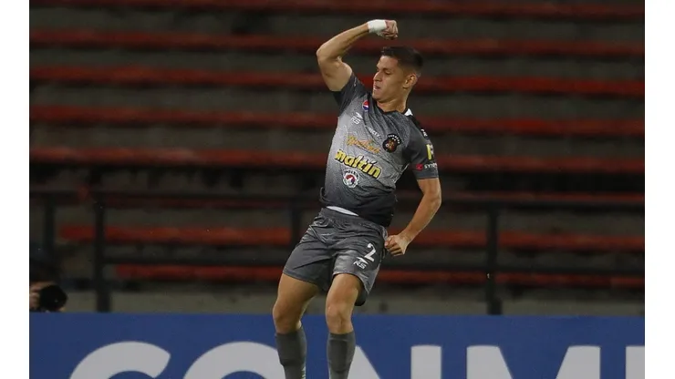 Eduardo Ferreira of Caracas FC