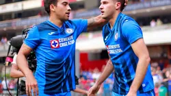 Adrian Aldrete (left) and Santiago Gimenez of Cruz Azul