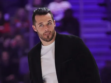 This is what online Raiders fans think of Derek Carr