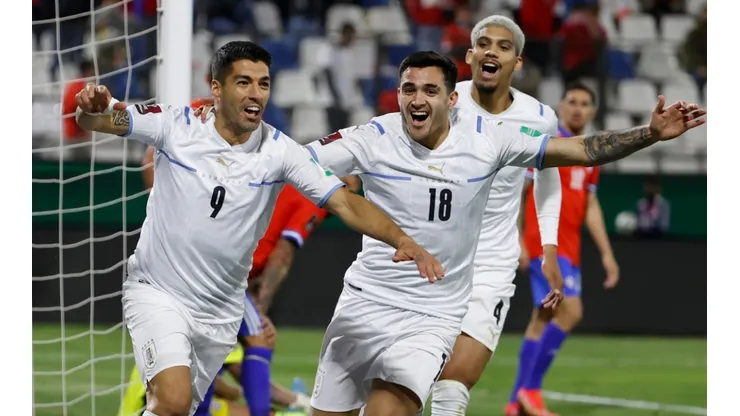 Luis Suarez celebrates his goal against Chile