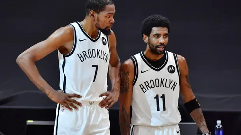 Kevin Durant (left) and Kyrie Irving.