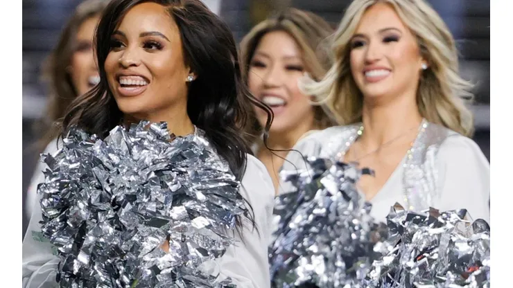 Raiderettes at the 2022 season