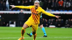 Ronald Araujo celebrates scoring