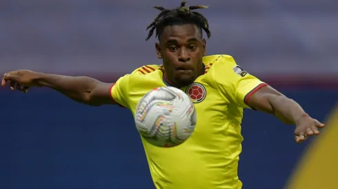 Why is Duvan Zapata not playing for Colombia in last 2022 World Cup Qualifiers games?