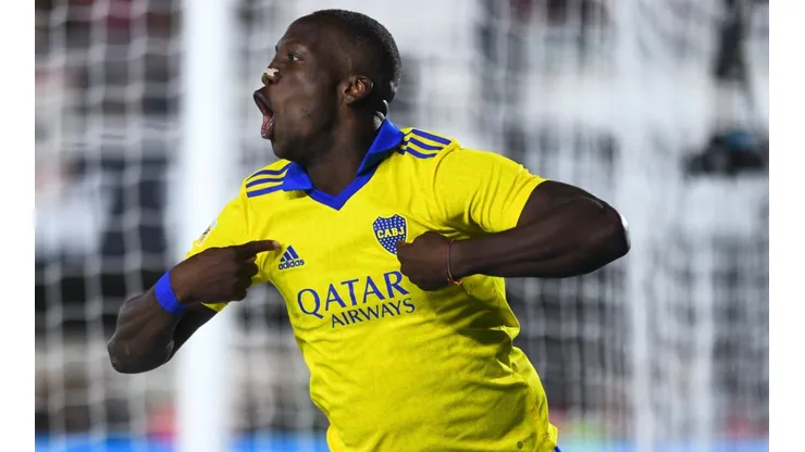 Boca Juniors are playing against River Plate with a yellow jersey.
