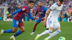 Federico Valverde of Real Madrid and Philippe Coutinho