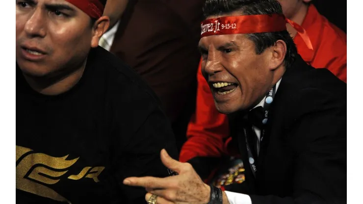 Julio Cesar Chavez Sr. does not have a smooth relationship with his sons