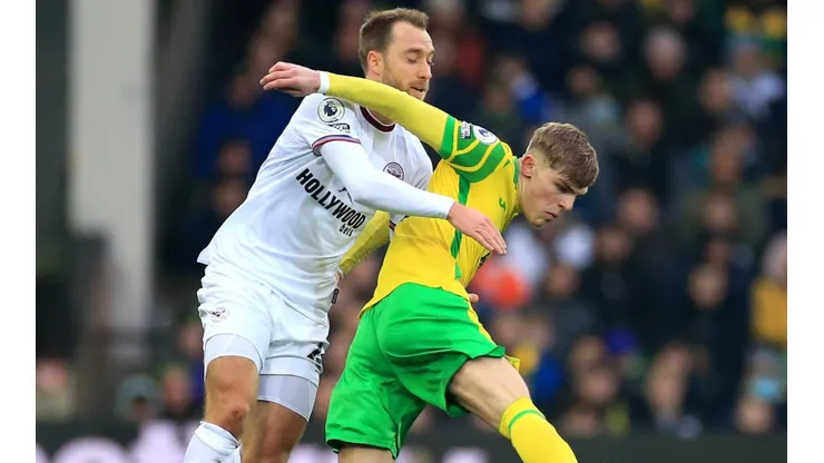 Christian Eriksen of Brentford and Brandon Williams of Norwich