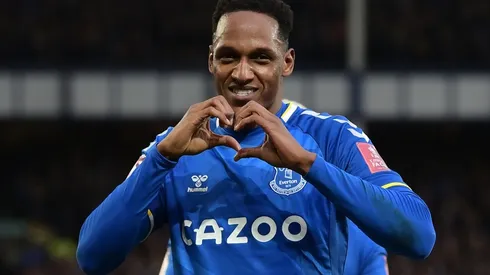 Yerry Mina celebrating a goal for Everton.