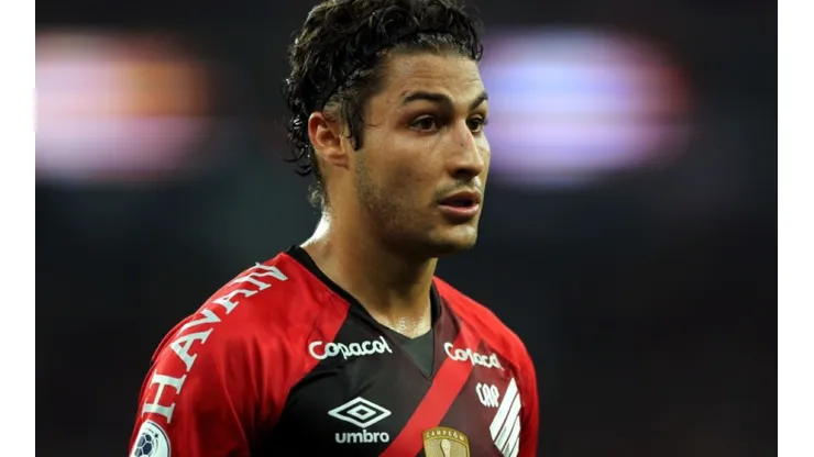 Marcinho of Athletico Paranaense