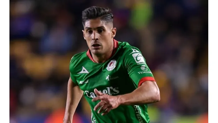 Javier Guemez of Atletico San Luis