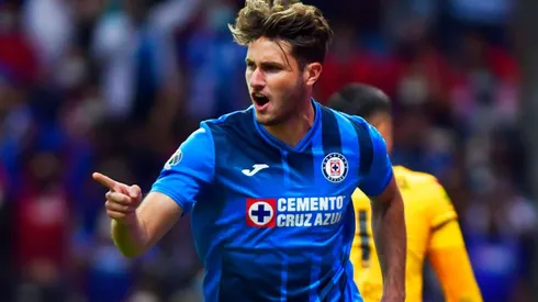 Santiago Gimenez of Cruz Azul