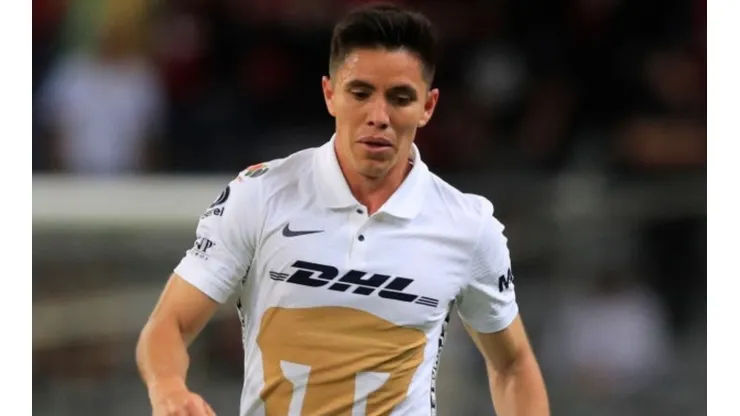 Efraín Velarde of Pumas UNAM