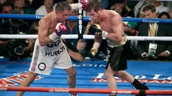 Gennady Golovkin (white trunks) vs Canelo Alvarez (black) in their second fight