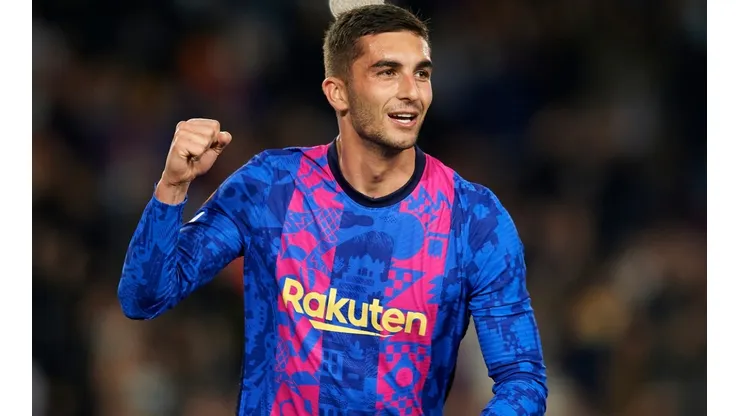 Ferran Torres of Barcelona celebrates after scoring