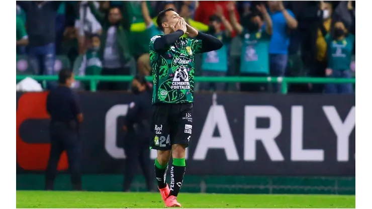 Osvaldo Rodriguez of Leon