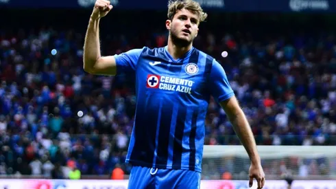 Santiago Gimenez of Cruz Azul