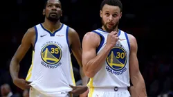 Stephen Curry explains what it was like to share the spotlight with Kevin Durant
