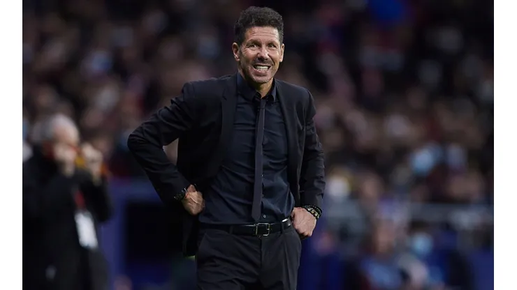 Diego Simeone during Atletico Madrid's defeat to Levante in LaLiga.