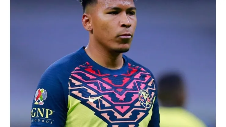 Roger Beyker Martinez of America