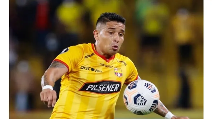 Mario Pineida of Barcelona SC
