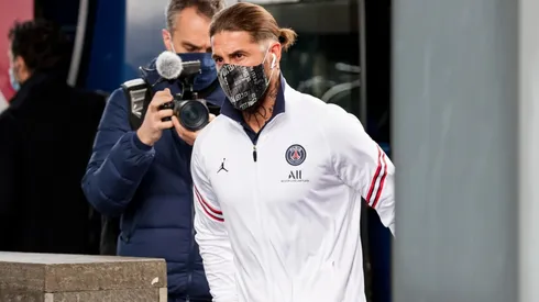 Sergio Ramos traveled to Madrid but he won't play for PSG.