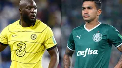Romelu Lukaku of Chelsea (leftt) and Dudu of Palmeiras (right)