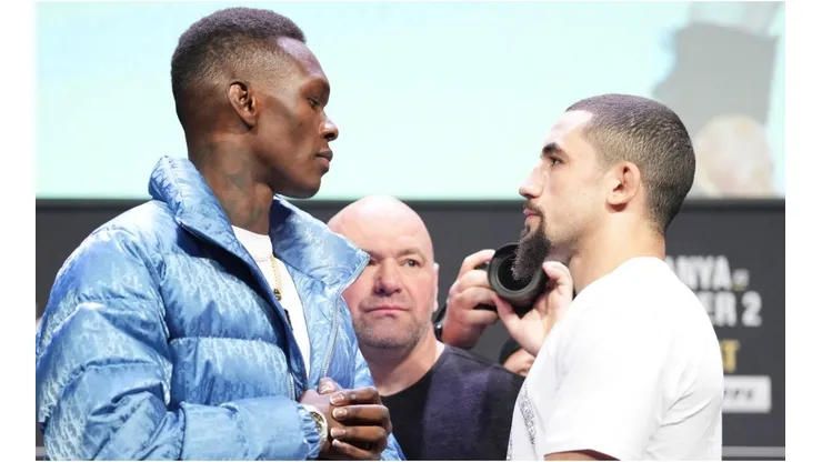 Israel Adesanya of Nigeria and Robert Whittaker of Australia