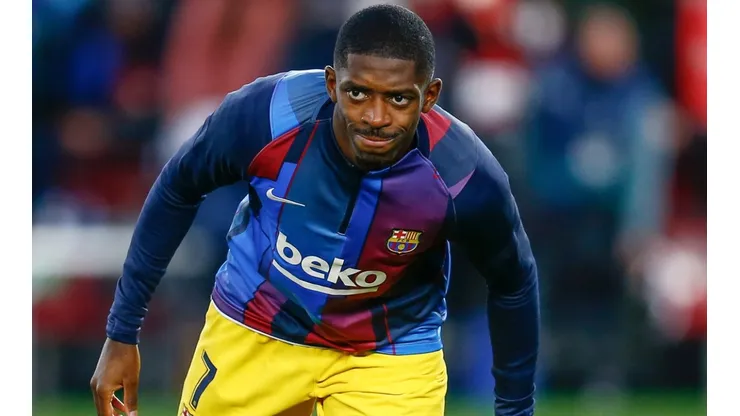 Ousmane Dembele of Barcelona warming up