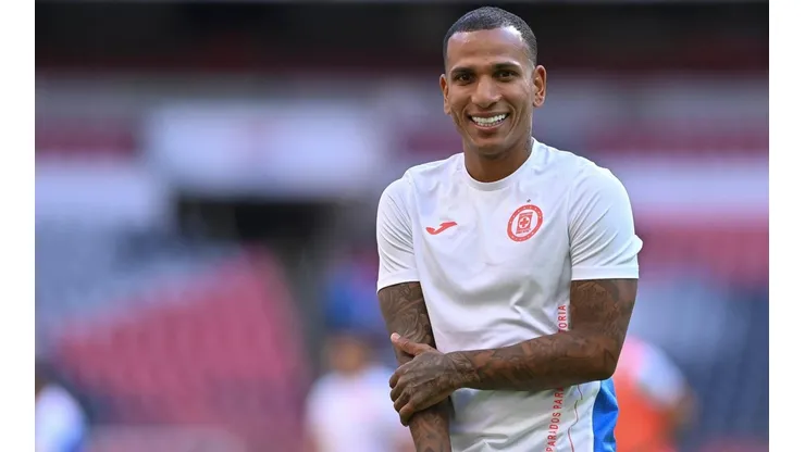 Romulo Otero of Cruz Azul