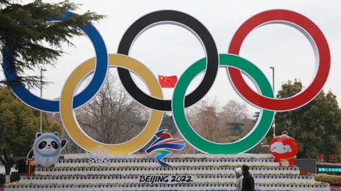 The Olympic Rings and the Beijing 2022 emblem.