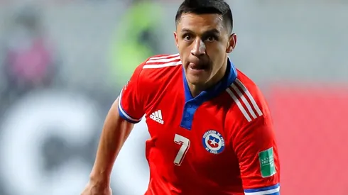 Alexis scored a fantastic free-kick goal for Chile against Bolivia.