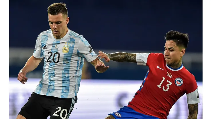 Giovani Lo Celso of Argentina (left) against Erick Pulgar of Chile.