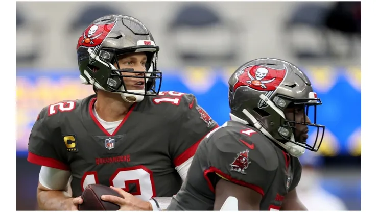 Quarterback Brady and RB Fournette of Buccaneers