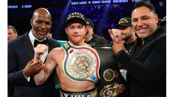 Canelo Alvarez after defeating Golovkin: when the relationship with De la Hoya worked