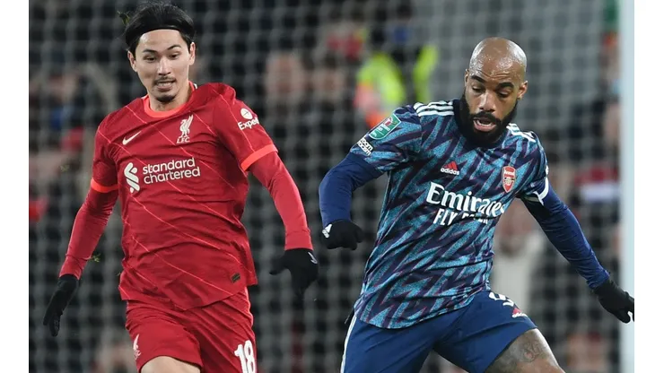 Alexandre Lacazette of Arsenal (right) and Takumi Minamino of Liverpool (left)