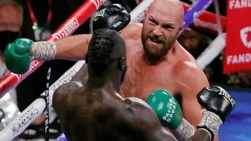 Tyson Fury defeated Deontay Wilder by a KO in 2021