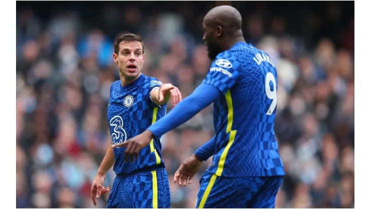 Cesar Azpilicueta and Romelu Lukaku of Chelsea