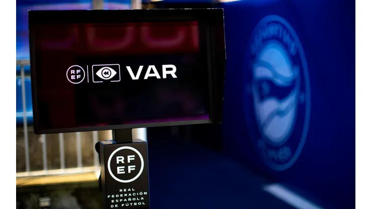 VAR screen in Spain