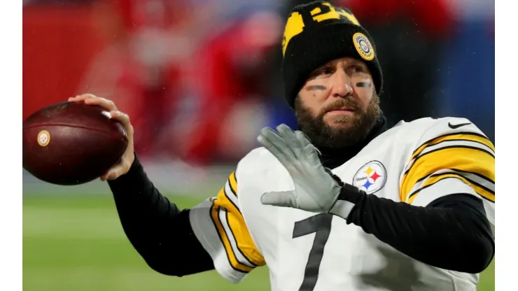 Quarterback Ben Roethlisberger of Steelers