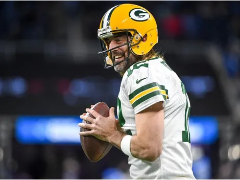 Aaron Rodgers blasts rumors of Super Bowl boycott, shares update on his injured toe