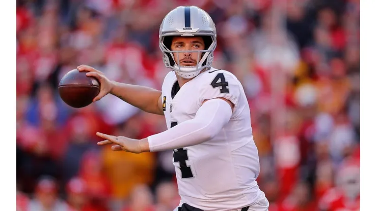 Quarterback Derek Carr of Raiders