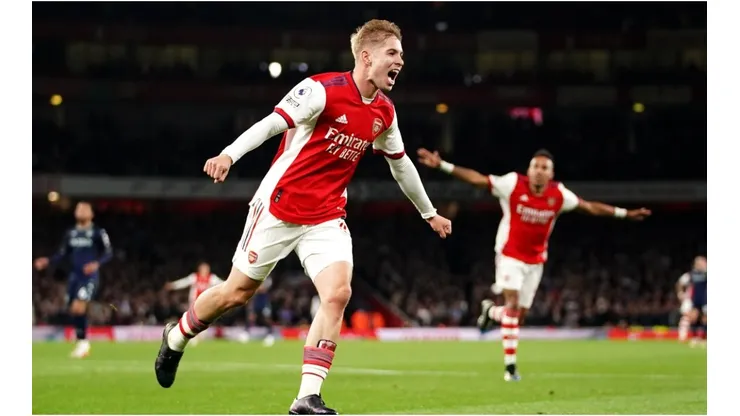 Arsenal's Emile Smith-Rowe celebrates scoring a goal