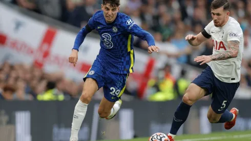 Havertz of Chelsea (right) tries to pass run Pierre of Tottenham