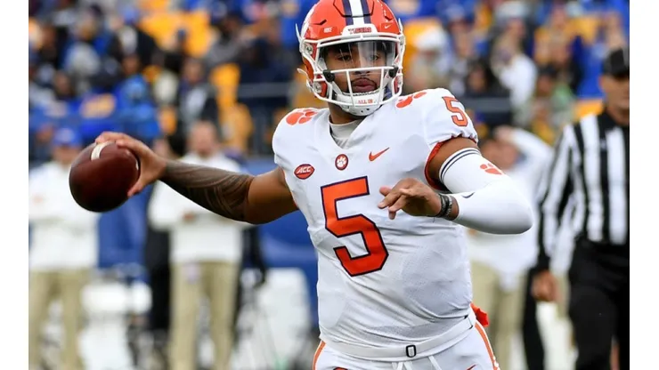 Quarterback DJ Uiagalelei of Clemson Tigers
