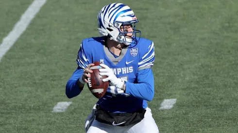 Quarterback Seth Henigan of Missouri Tigers