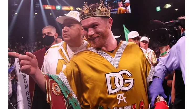 Saúl Canelo Álvarez, Unified Super middleweight Champion, Boxing