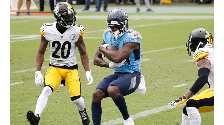 Pittsburgh Steelers vs Tennessee Titans in 2020