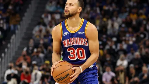 Stephen Curry has surpassed Ray Allen with the most three-pointers made in the NBA.