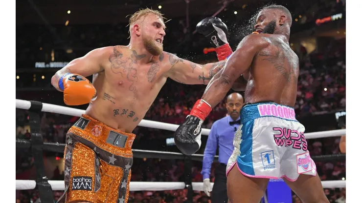 Jake Paul smashes Tyron Woodley on his first fight